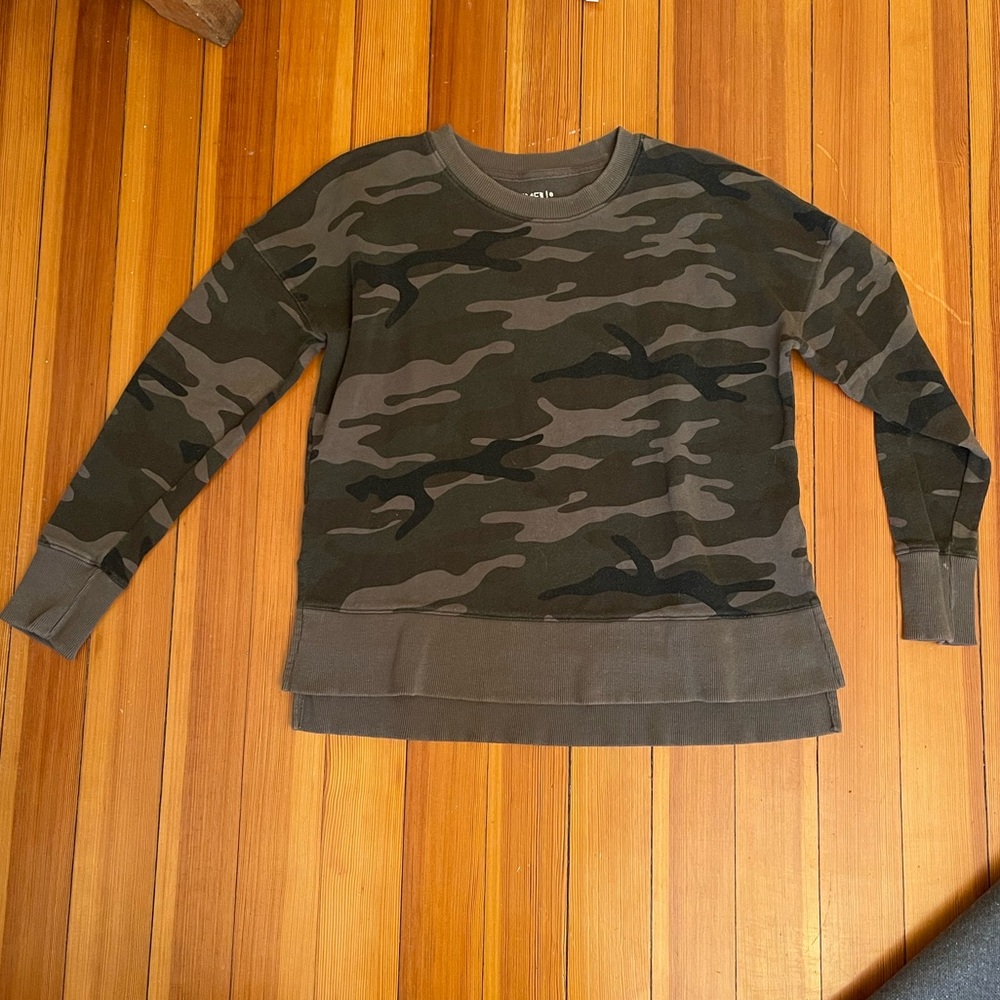 Camo Pullover